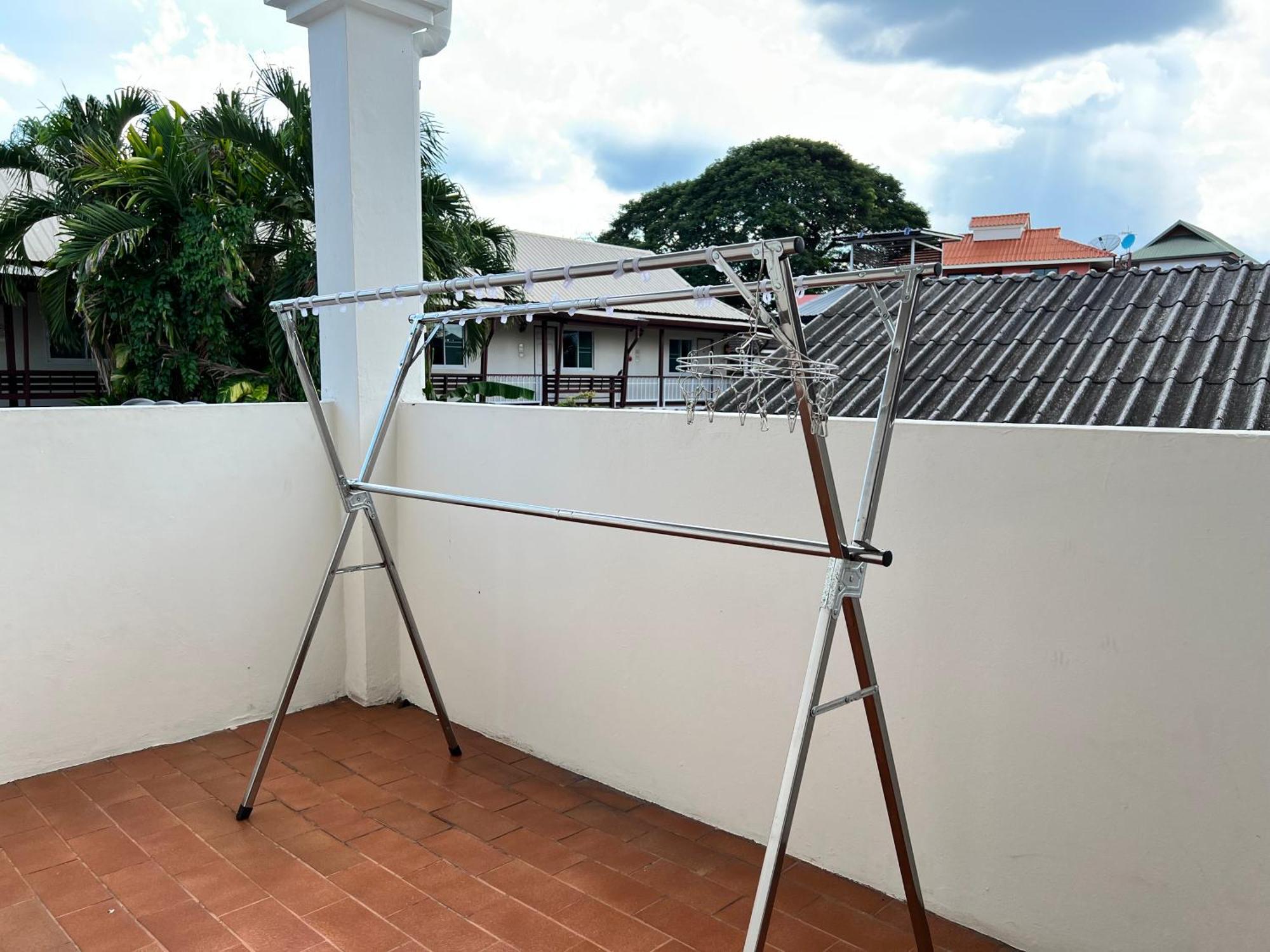 Mini-Me Hubs, Charm Suites & Pool In Old City Chiang Mai Exterior foto